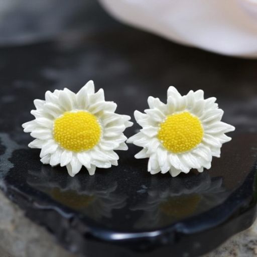 Daisy Flower Stud Earrings